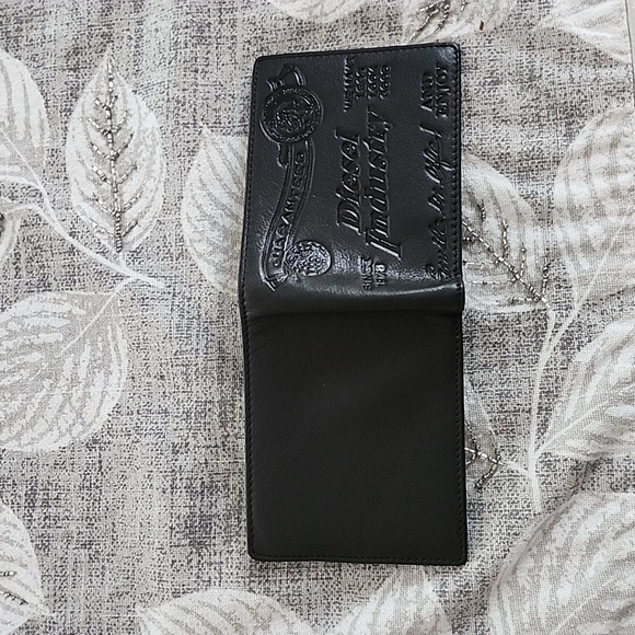 Diesel  Men’s black wallet - Picture 7 of 13